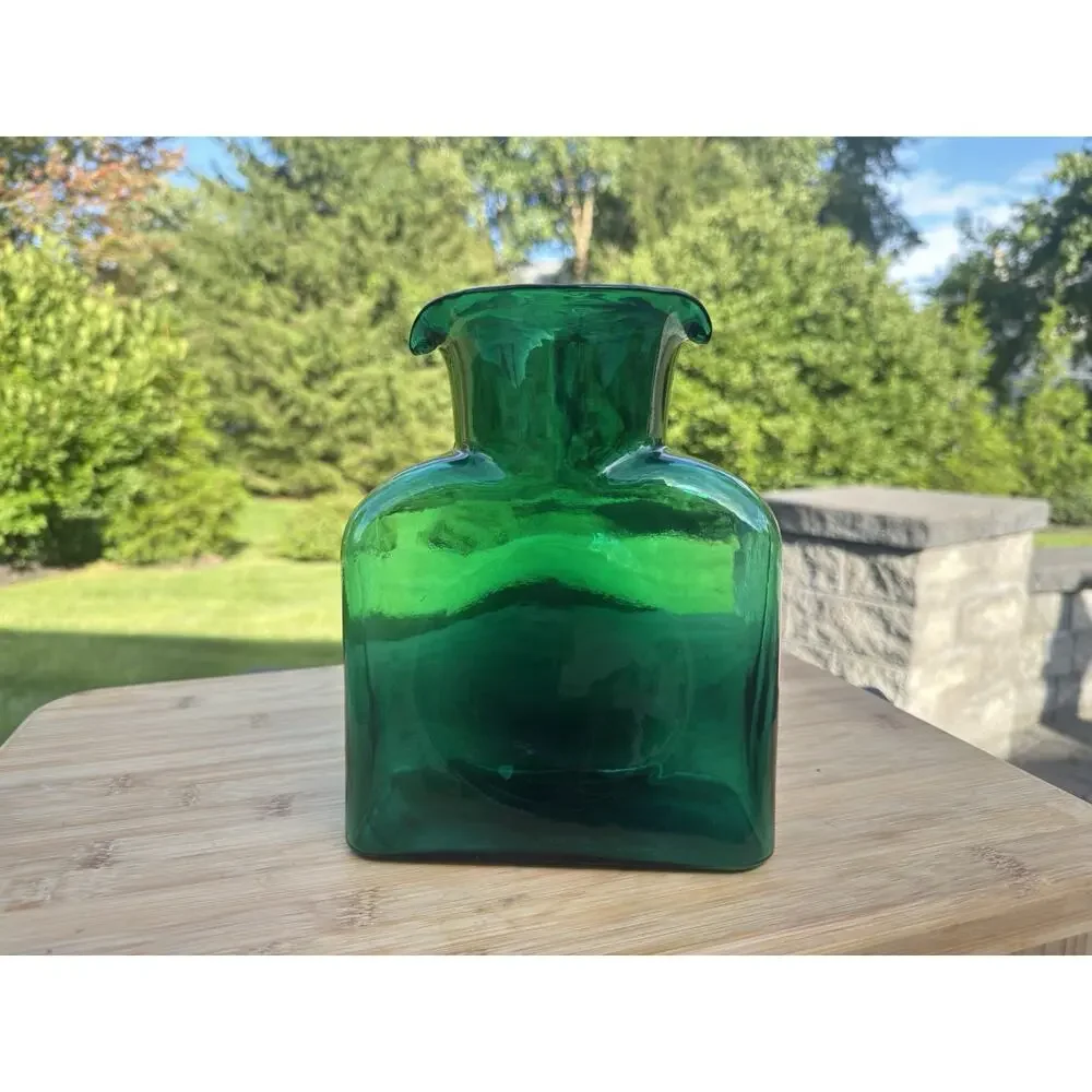 BLENKO Hand Blown Glass VINTAGE Emerald Green Double Spout DECANTER VASE